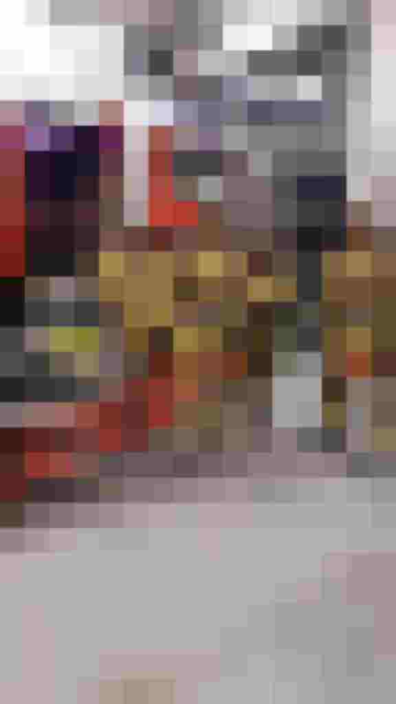 Vier Feuerwehrleute Maishofen in Schutzausrüstung bei Tunnelausbildung neben Einsatzfahrzeug