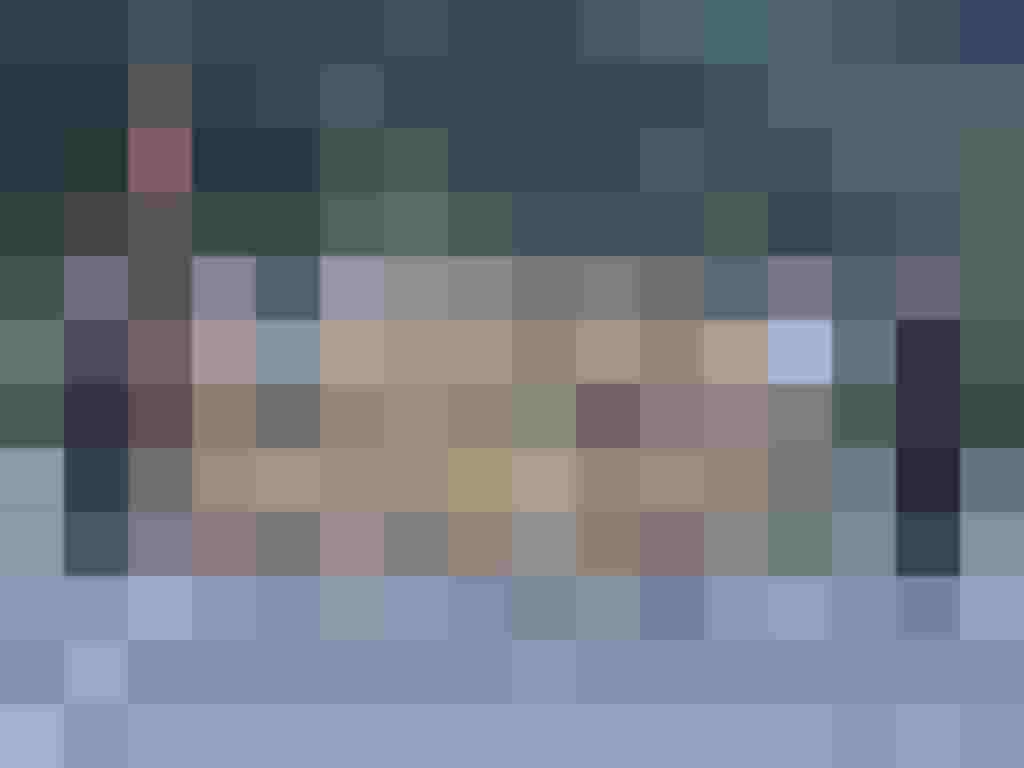 Feuerwehrjugend Maishofen mit Betreuern beim Jugendlager im Gasteinertal vor Wald-Kulisse